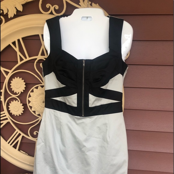 HOST PICK!NWT 👗 Sleeveless Dress 👗 - Picture 2 of 10